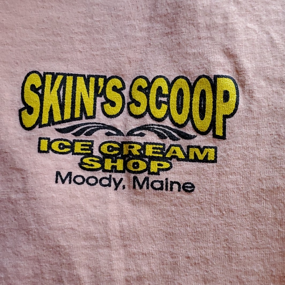Skin's Scoop Ice-cream Shop T-Shirt - Picture 2 of 5
